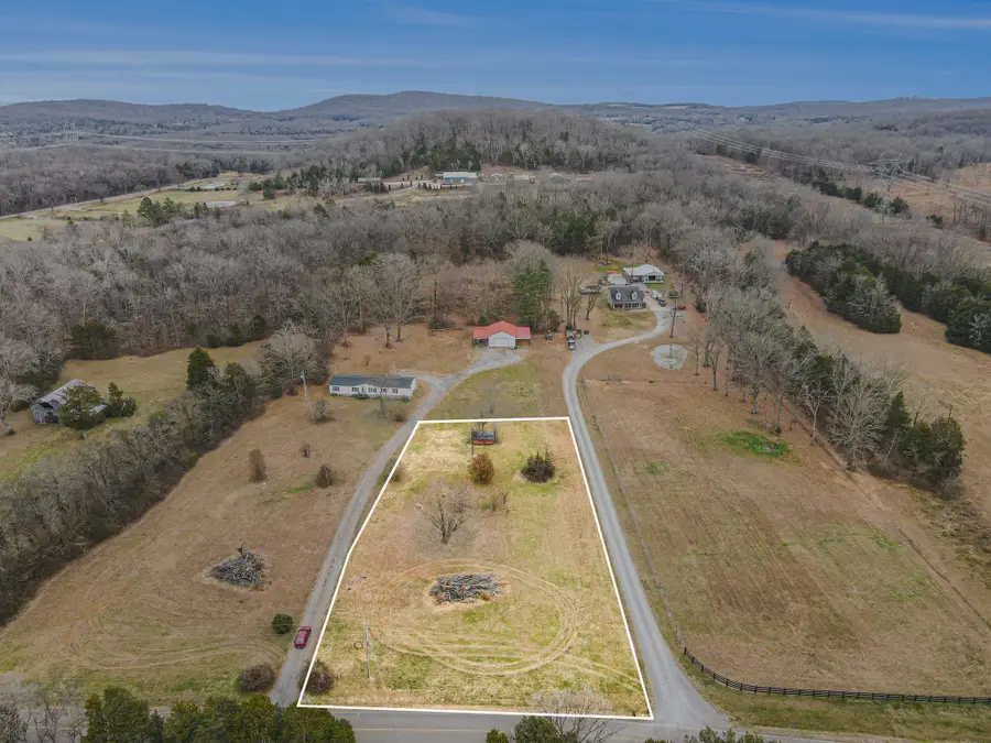 4032 Hill Rd, Rockvale, TN 37153 - #2