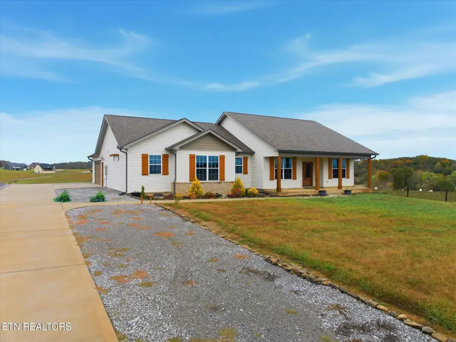 758 Lakeside Rd, Madisonville, TN 37354 - #2