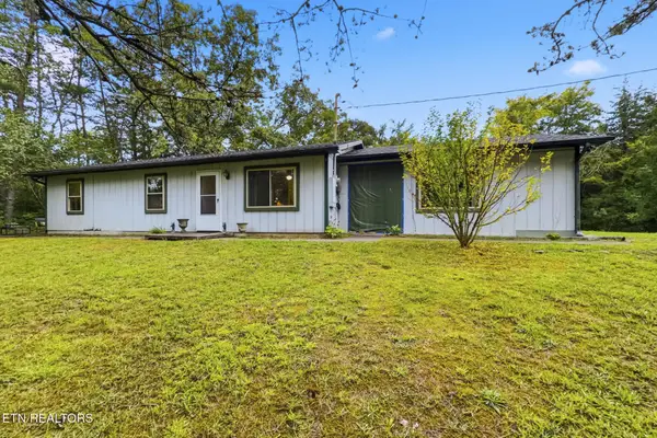 840 Guffy Hollow Rd, Sevierville, TN 37876