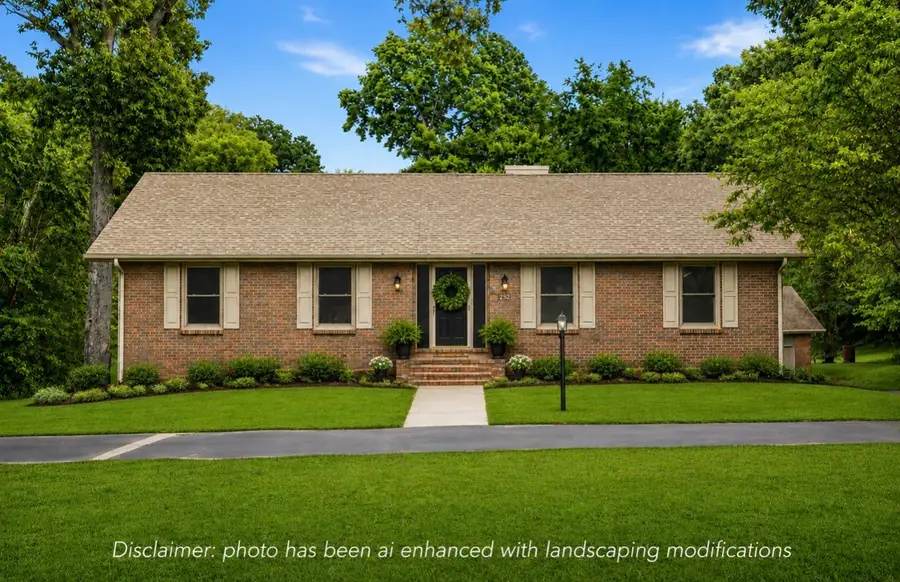 252 Edgewood Dr, Cadiz, KY 42211 - #3