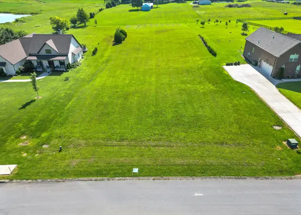 136A Wind Wood Dr, Portland, TN 37148