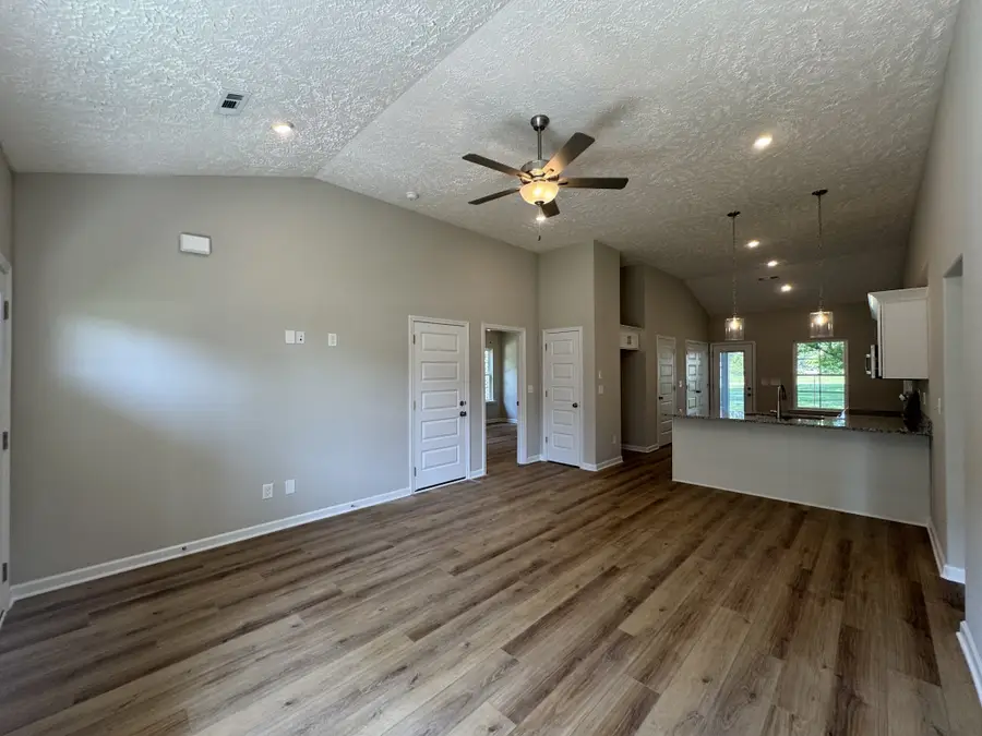 37 Laurel View St, Manchester, TN 37355 - #2