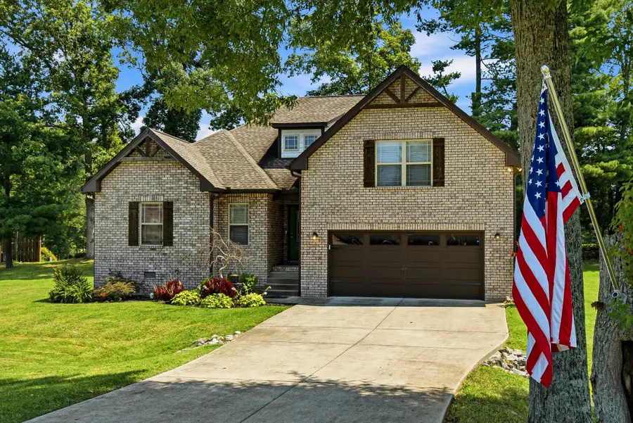 1044 Northridge Dr, Greenbrier, TN 37073 - #2