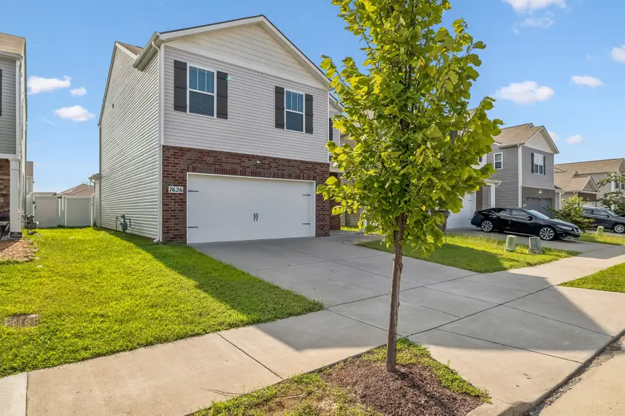 7626 Gunners Landing Dr, Antioch, TN 37013 - #2