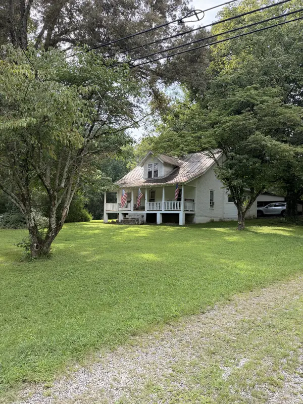 1264 Blanton Chapel Rd, Manchester, TN 37355
