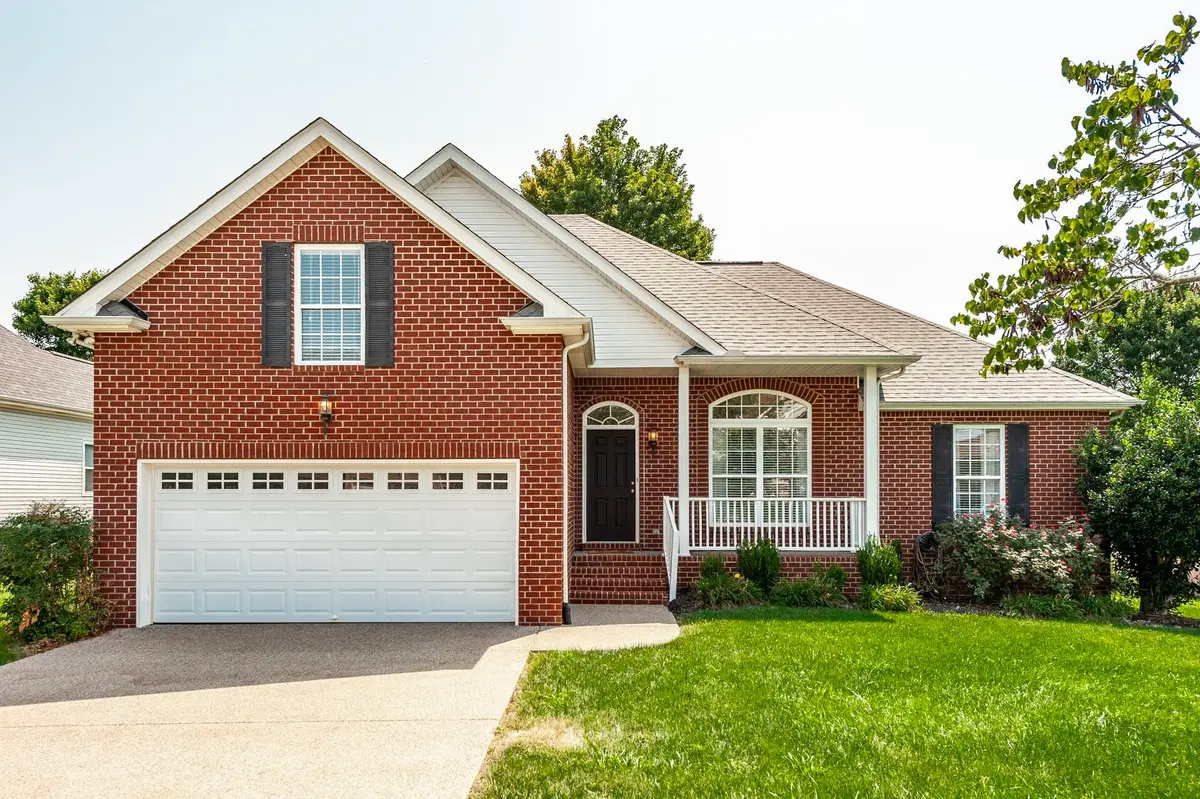 288 Remington Ave, Gallatin, TN 37066 - #1