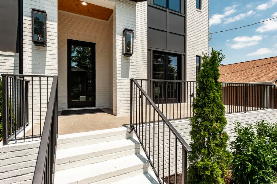 928 11th Ave N, Nashville, TN 37208 - #3