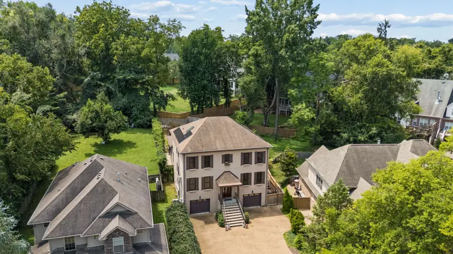 2115 Sharondale Dr, Nashville, TN 37215 - #2