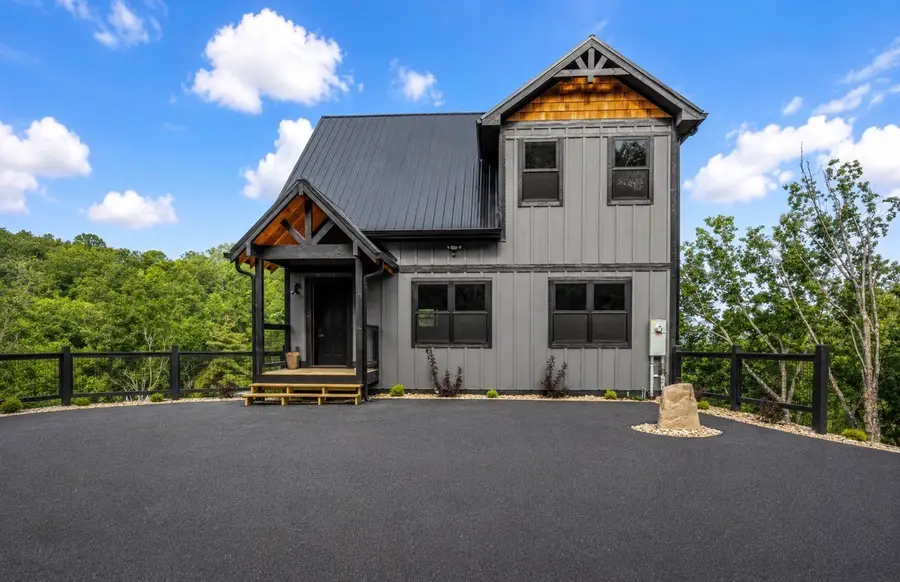 3414 Sugar Maple Loop Rd, Sevierville, TN 37862 - #2