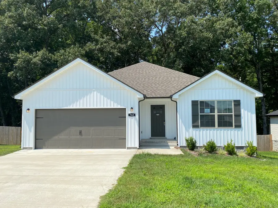 762 Gleason Dr, Clarksville, TN 37042 - #2