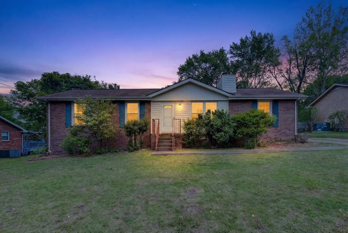 120 Hillwood Dr, Hendersonville, TN 37075 - #1
