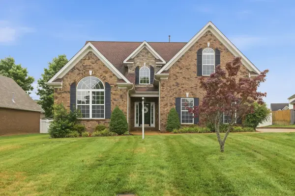 828 Chaqueta Ct, Smyrna, TN 37167