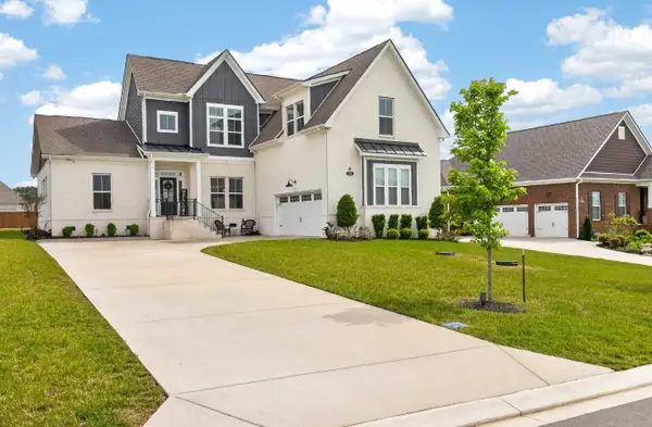 918 Proprietors Pl, Murfreesboro, TN 37128
