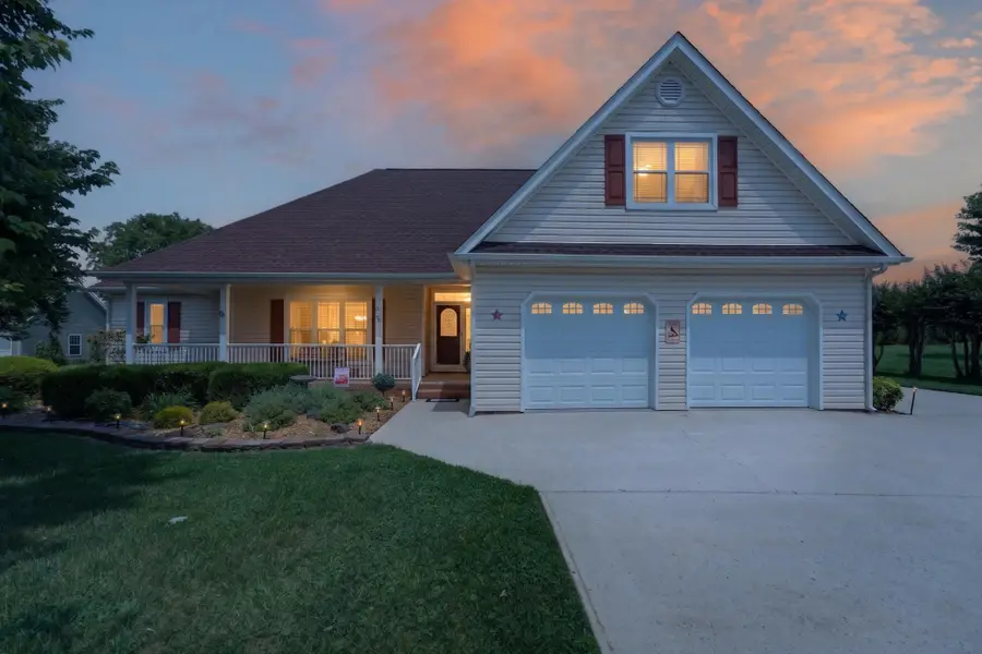 218 Charlotte Dr, Winchester, TN 37398 - #3