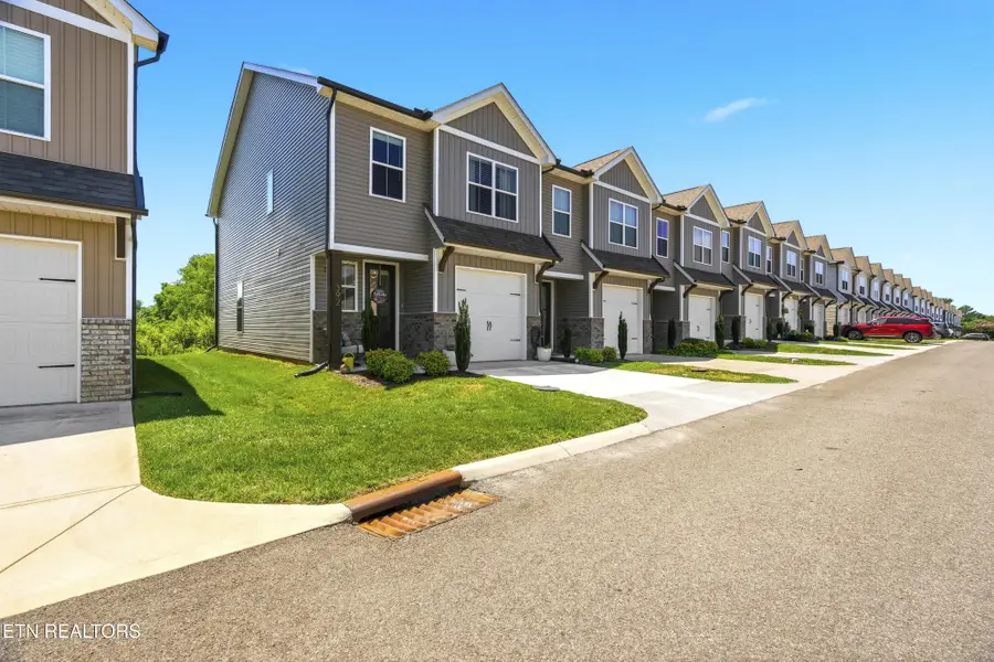 392 Judson Way, Lenoir City, TN 37771 - #2