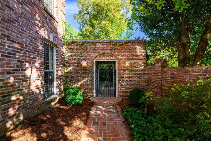 619 Woodleigh Dr, Nashville, TN 37215 - #3