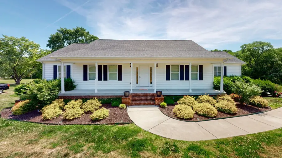 1909 Pointe Barton Dr, Lebanon, TN 37087 - #3