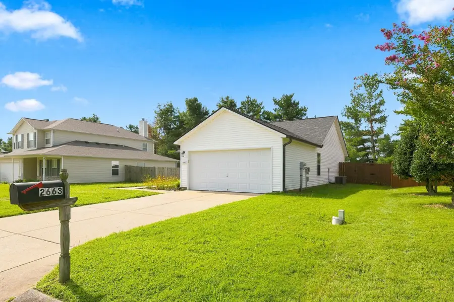 2663 Sutherland Dr, Thompsons Station, TN 37179 - #2