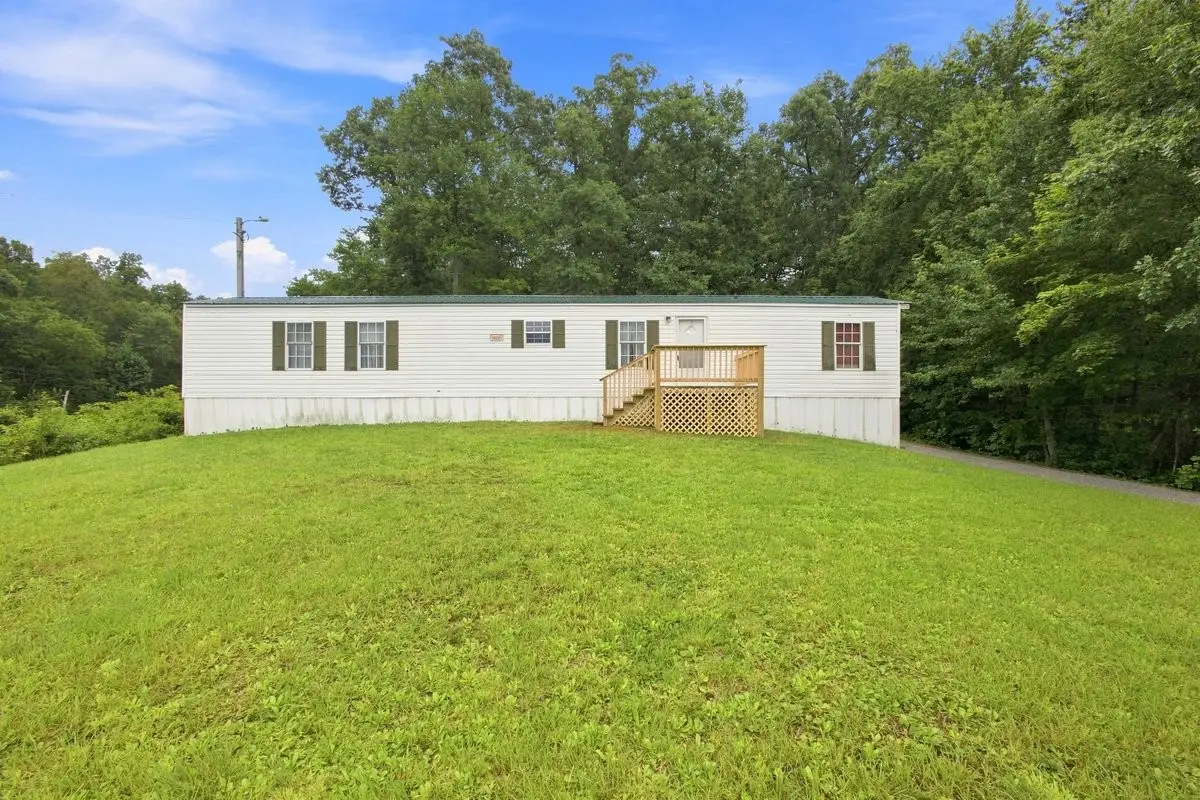 358 Silcox Rd, Pioneer, TN 37847 - #1