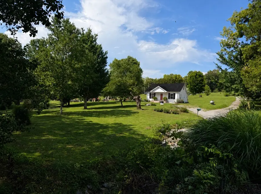 511 Mccorkle Hollow Rd, McMinnville, TN 37110 - #2