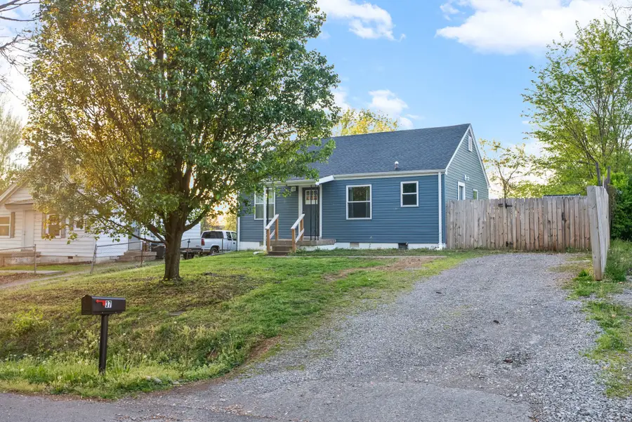 37 Maple St, Clarksville, TN 37042 - #2