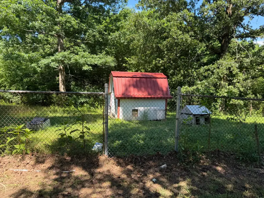 6687 Beverly Dr, Lyles, TN 37098 - #3