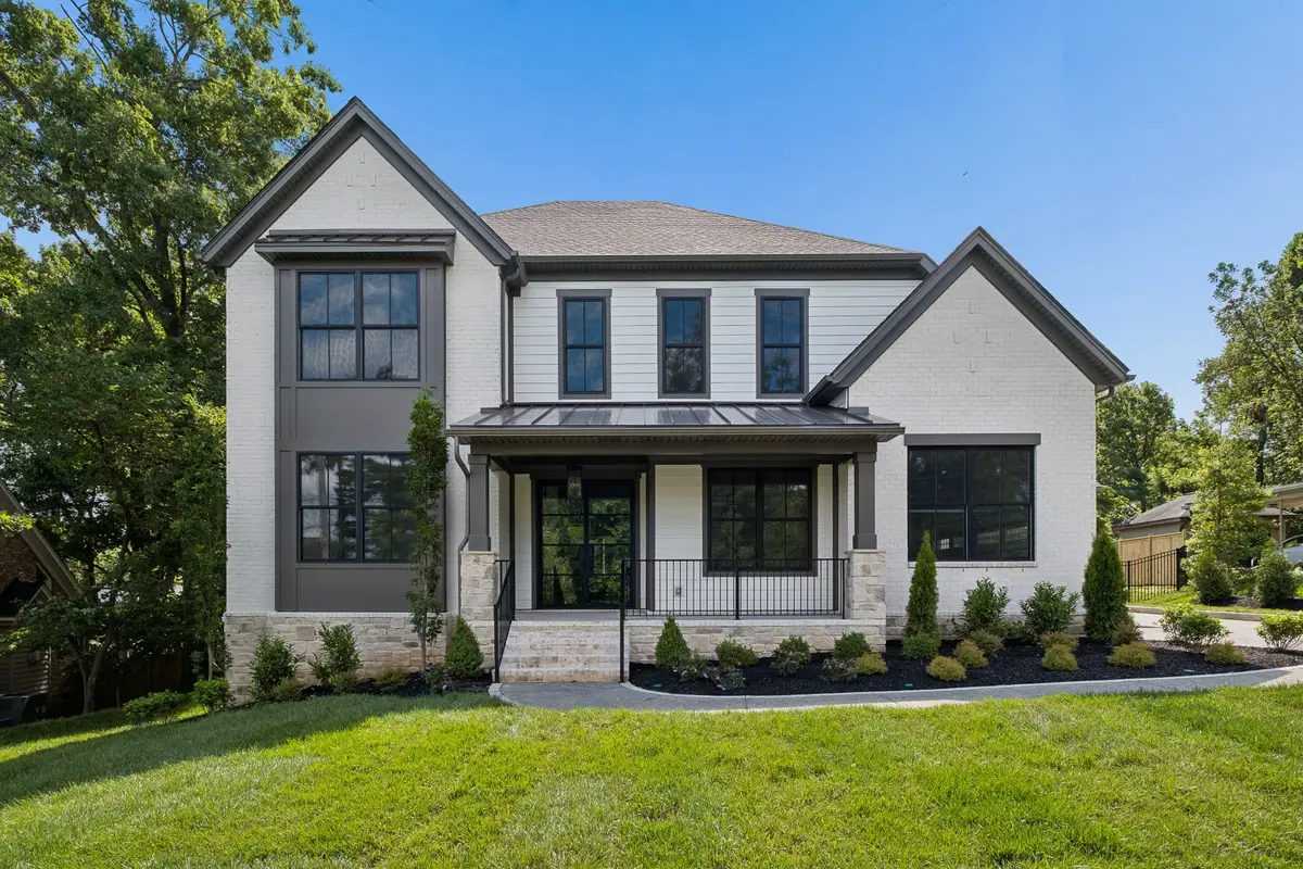 2808 White Oak Dr, Nashville, TN 37215 - #1