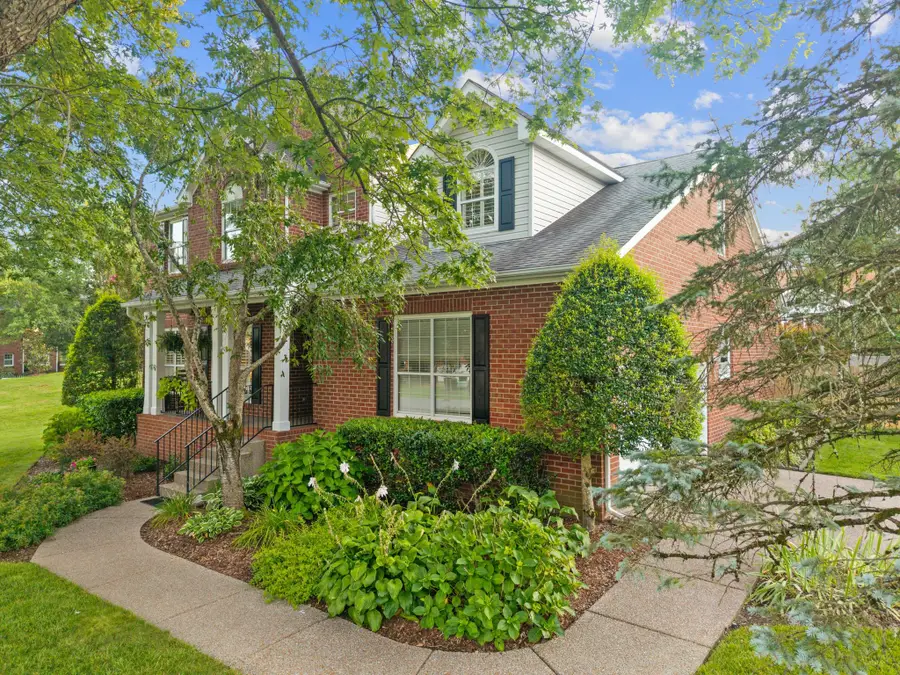 5540 Traceside Dr, Nashville, TN 37221 - #2