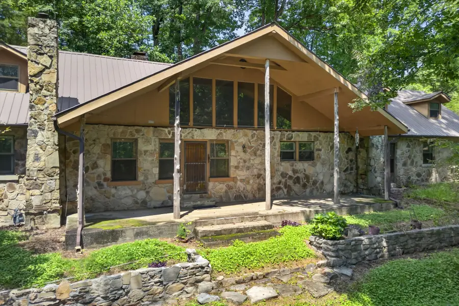 3510 Blackburn Hill Dr, Cookeville, TN 38501 - #2