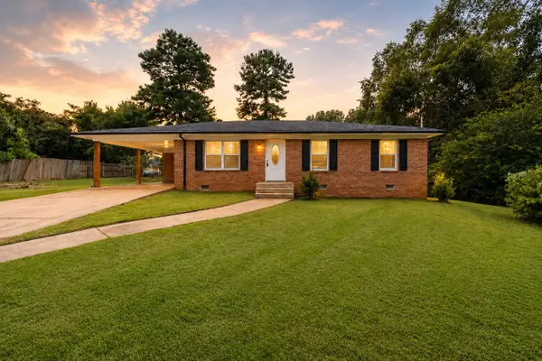 43 Carnell St, Jackson, TN 38301