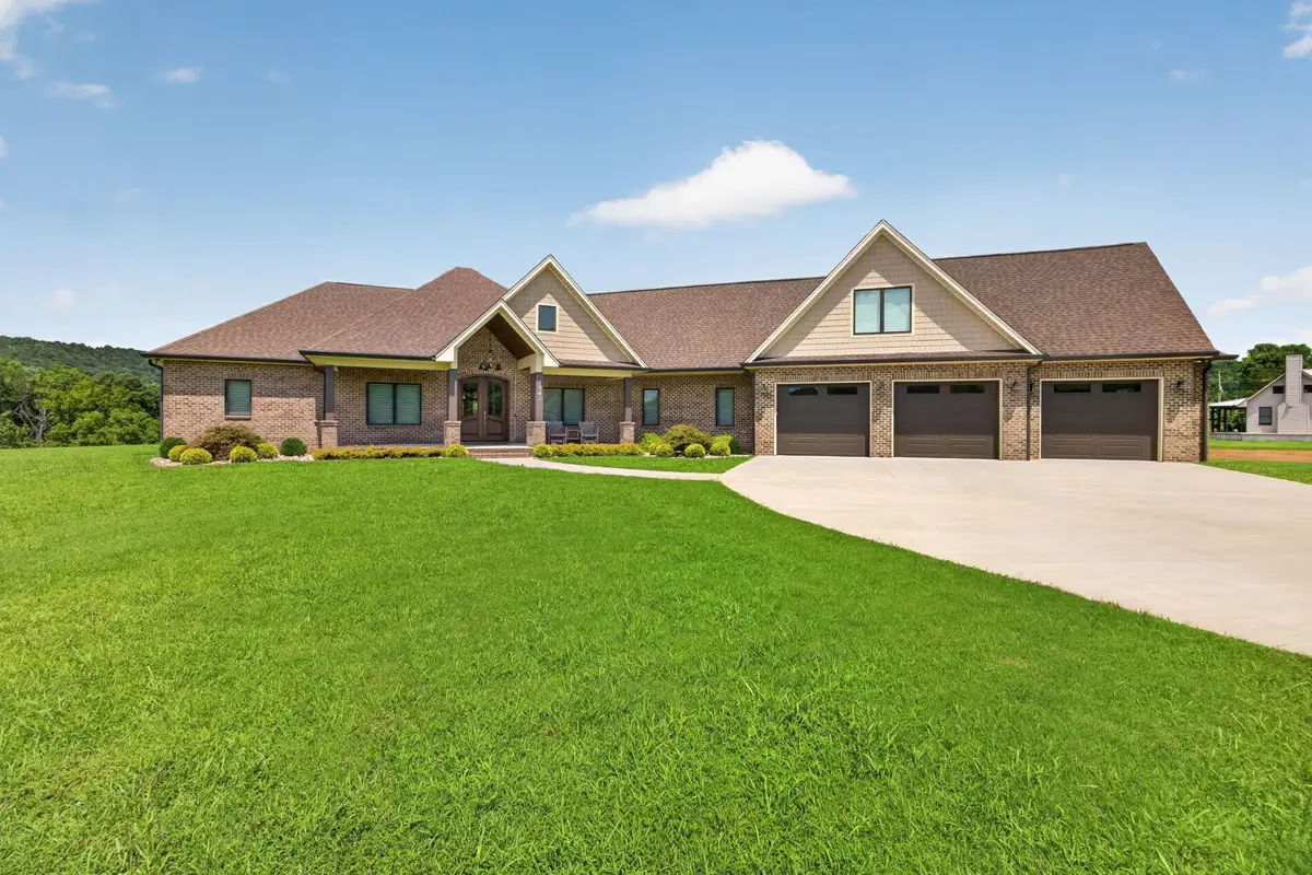 3542 Seven Springs Rd, Cookeville, TN 38506 - #1