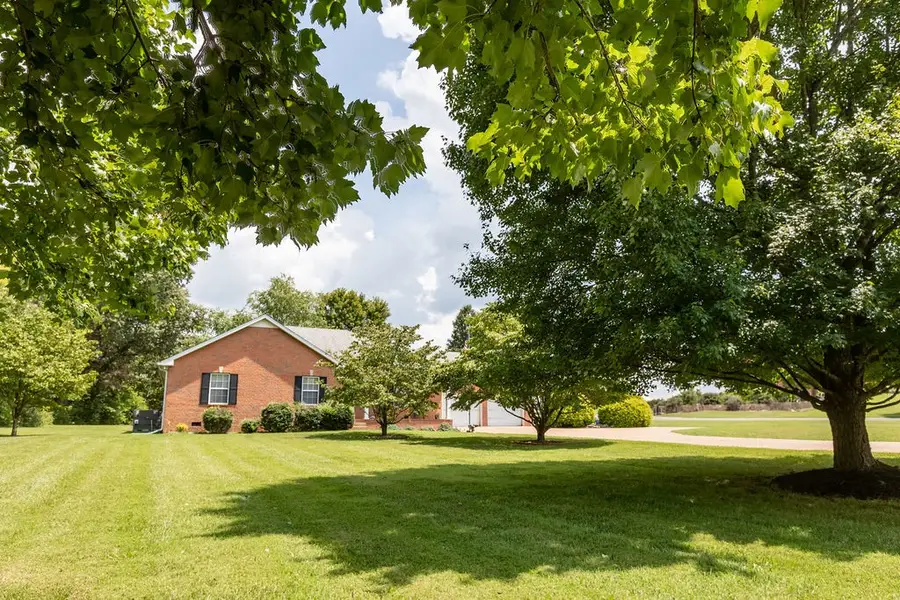 1004 Deann Ct, Cottontown, TN 37048 - #3