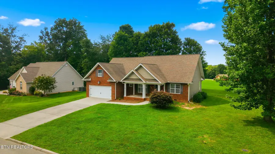 203 Shadows Lawn Drive, Athens, TN 37303 - #3