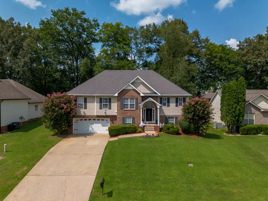 3121 Holly Pt, Clarksville, TN 37043 - #2