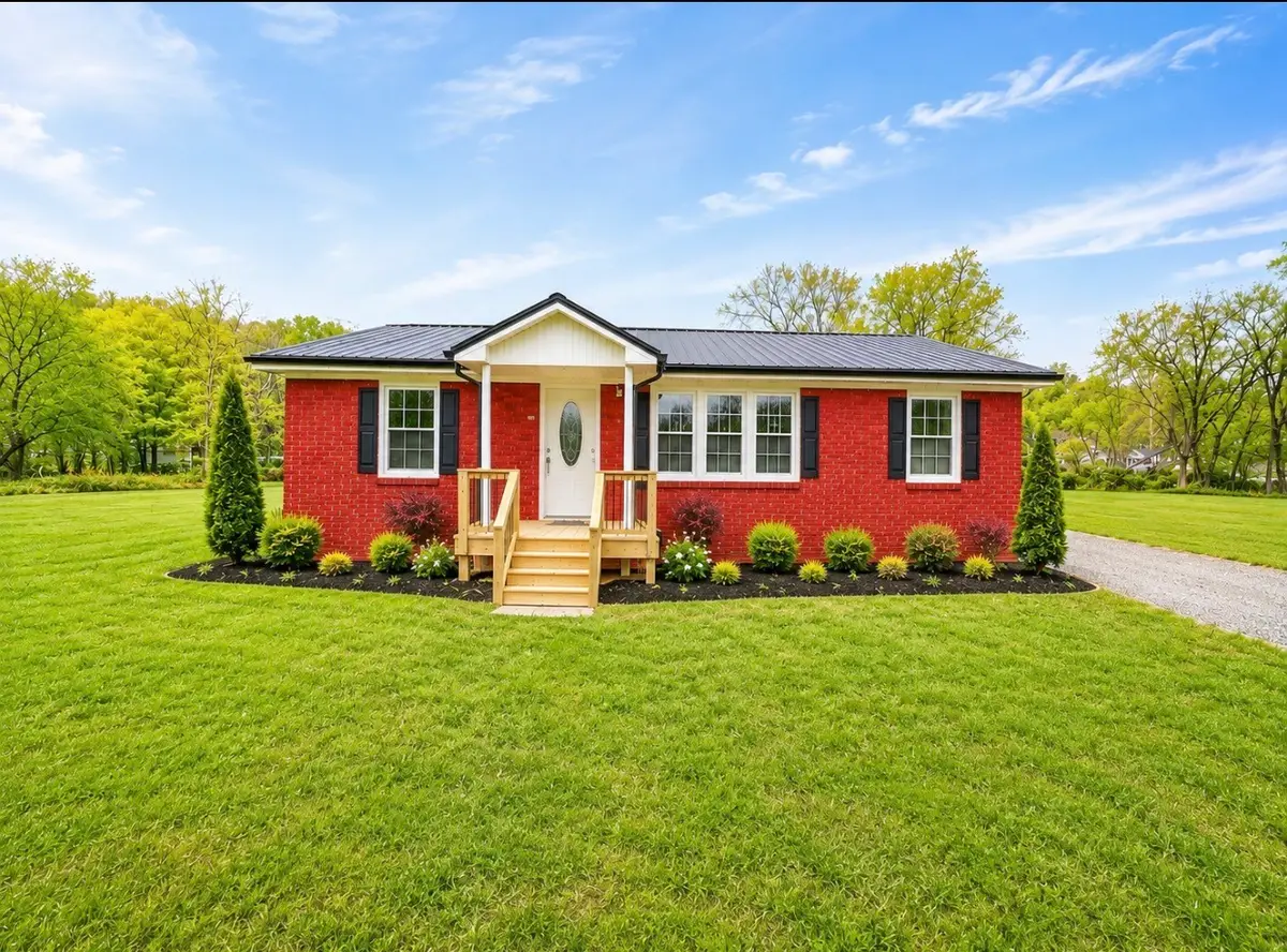 114 Joe St, Waverly, TN 37185 - #1