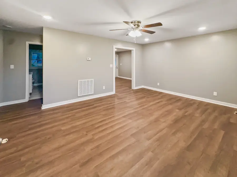 114 Joe St, Waverly, TN 37185 - #3
