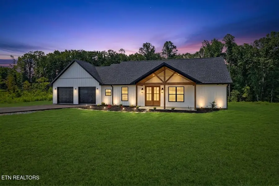 1468 Taylor Place Rd, Jamestown, TN 38556 - #3