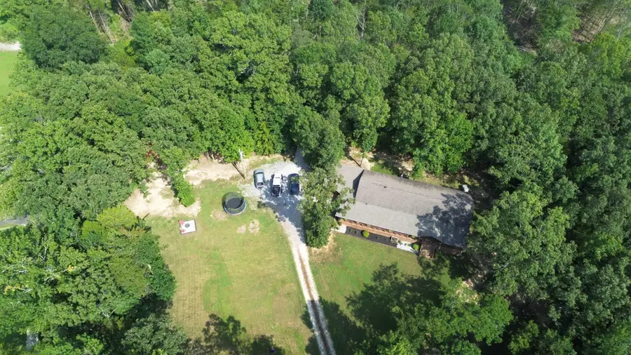 6808 Cedar Grove Rd, Big Sandy, TN 38221 - #2