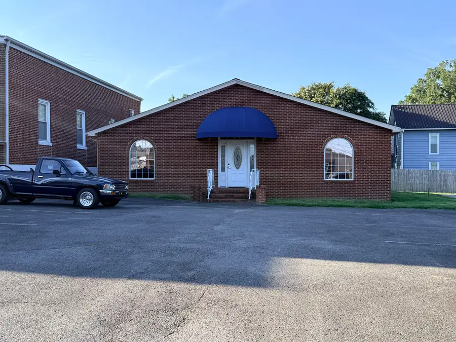 119 E Fort St, Manchester, TN 37355 - #2