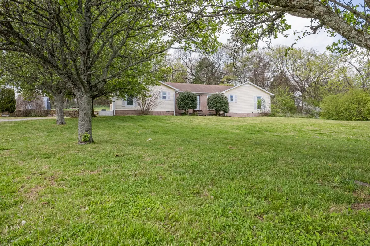 511 N Main St, Cornersville, TN 37047 - #1