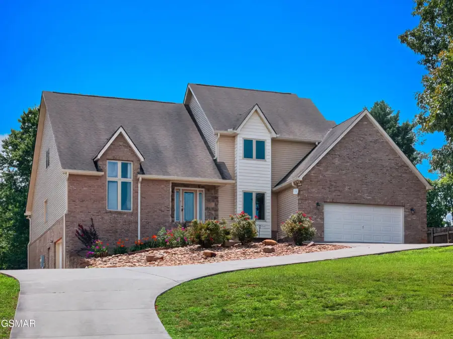 219 Sullivan Pointe, Dandridge, TN 37725 - #2