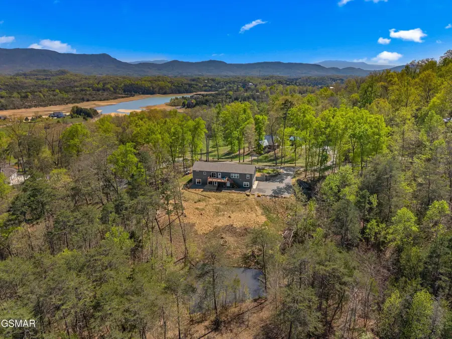 126 Deer Run Way, Dandridge, TN 37725 - #3