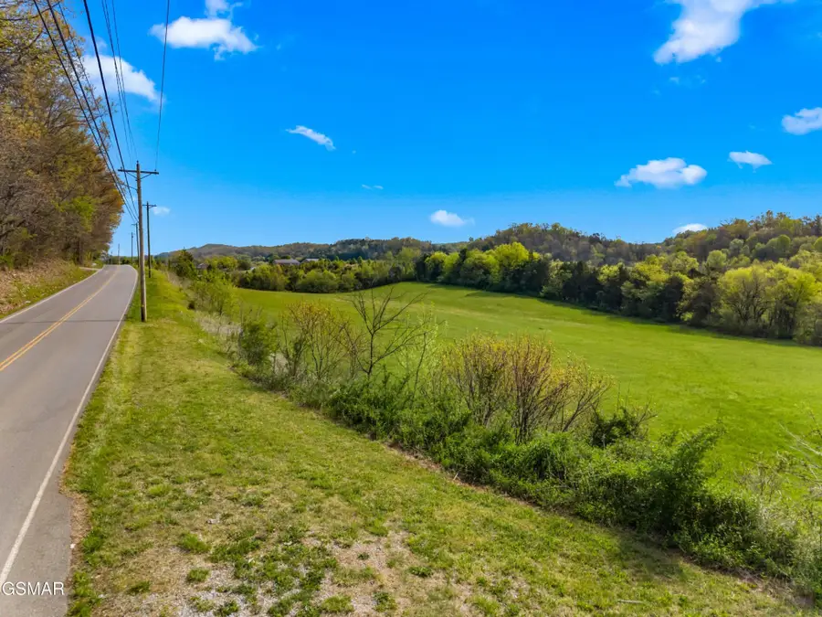 12 E Dumplin Valley Road, Jefferson City, TN 37760 - #2