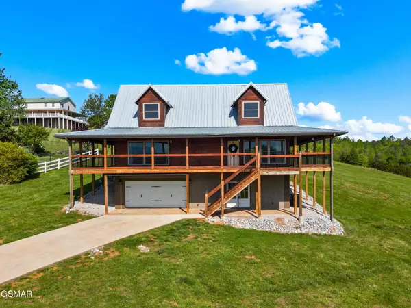 102 Golf View Boulevard, Dandridge, TN 37725