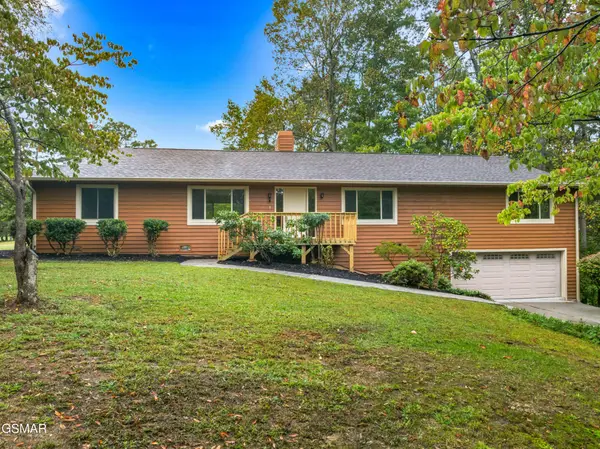 3320 Hazelwood Court, Baneberry, TN 37890
