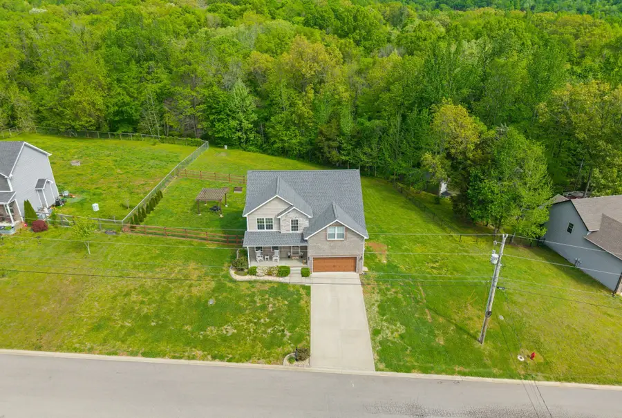 1355 Holden Dr, Clarksville, TN 37042 - #2
