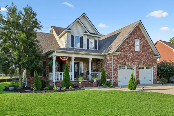 3020 Shady Glen Cir, Murfreesboro, TN 37128