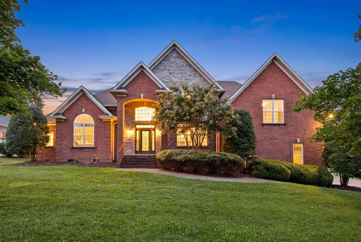 2200 Brienz Valley Dr, Franklin, TN 37064 - #1