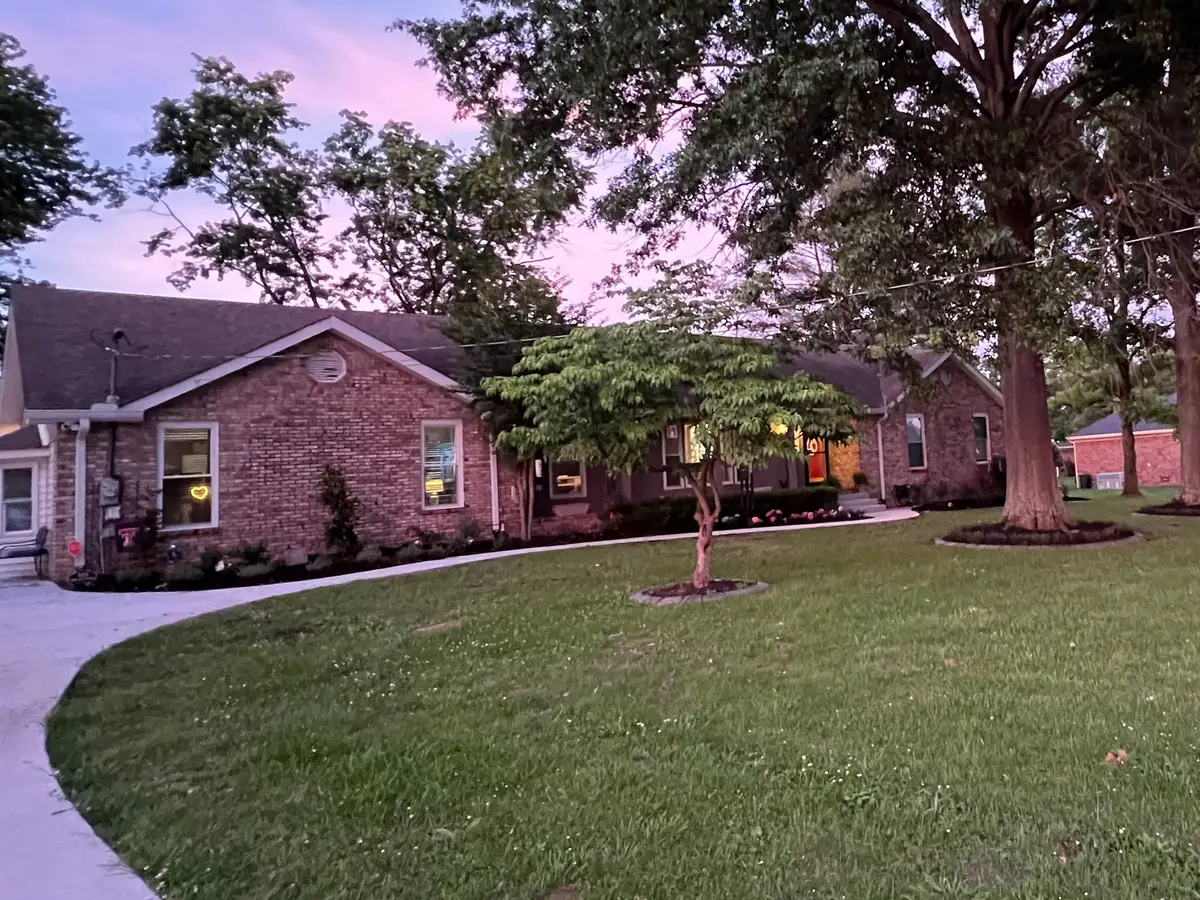 153 Bradwood Dr, Gallatin, TN 37066 - #1