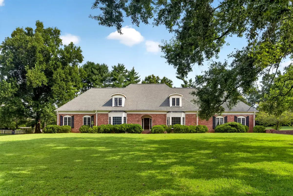 6517 Edinburgh Dr, Nashville, TN 37221 - #1